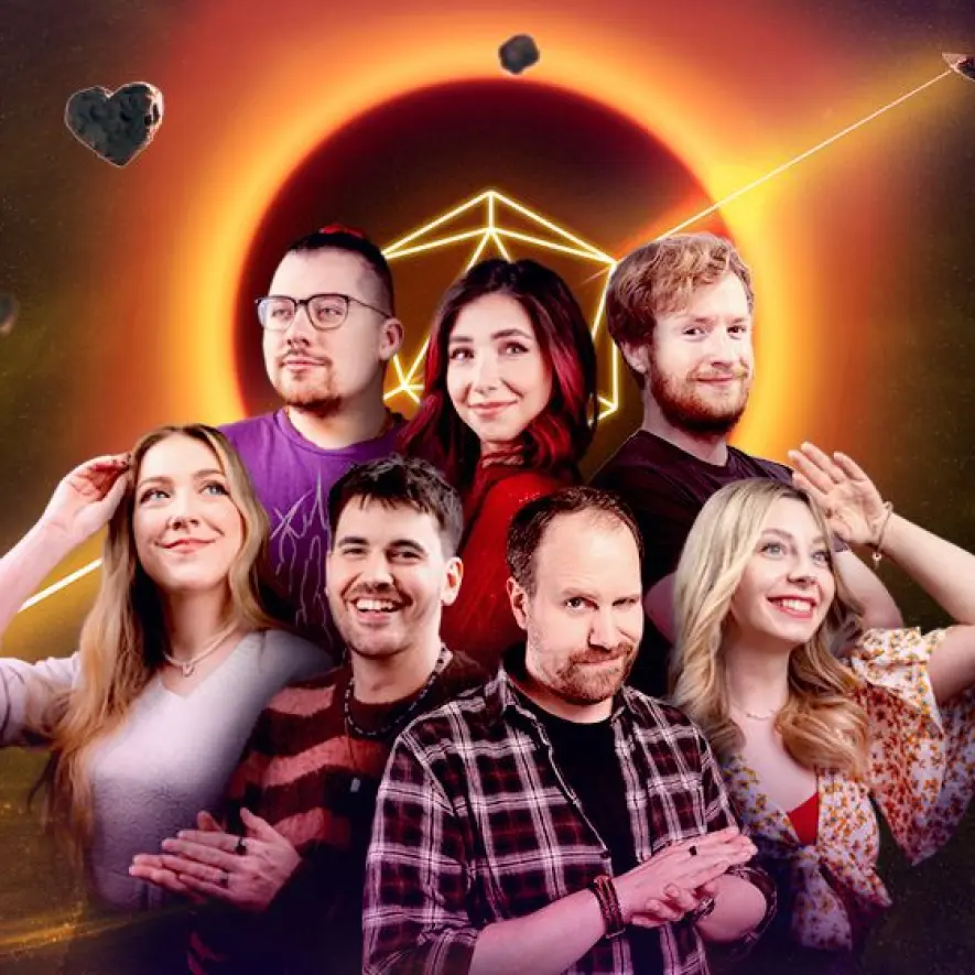 Das congstar Gaming Team – sieben Personen posieren gemeinsam vor einem leuchtenden Weltraum-Hintergrund.