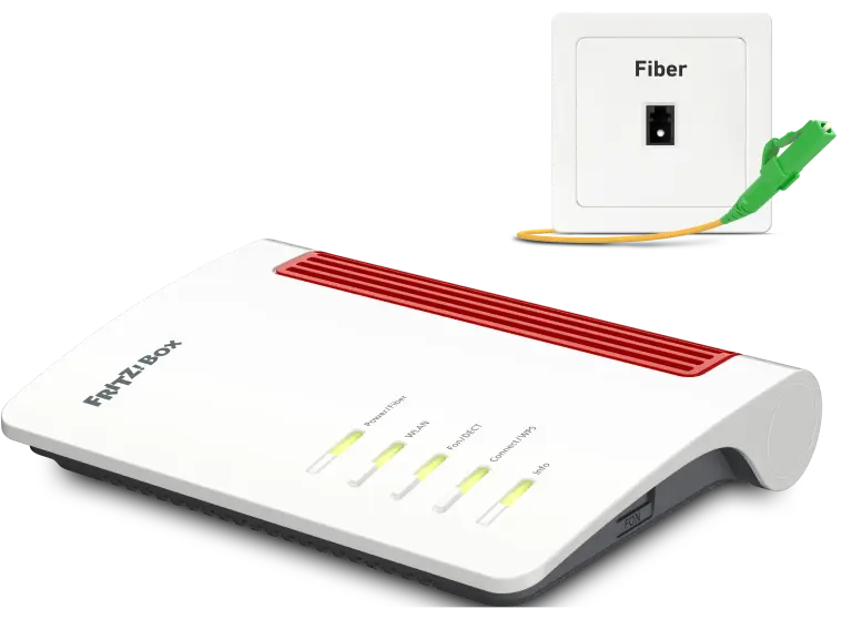 FRITZ!Box 5630 Router mit leuchtenden Status-LEDs, daneben eine Glasfaser-Wandsteckdose mit der Aufschrift „Fiber“ und ein gelbes Glasfaser-Kabel mit Stecker.
