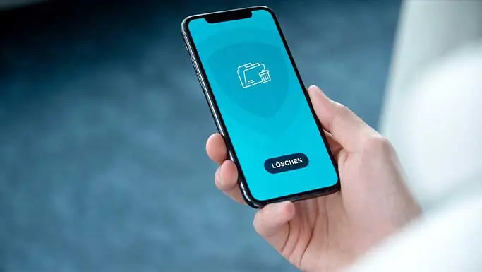 Smartphone mit Handy löschen Symbol auf Display