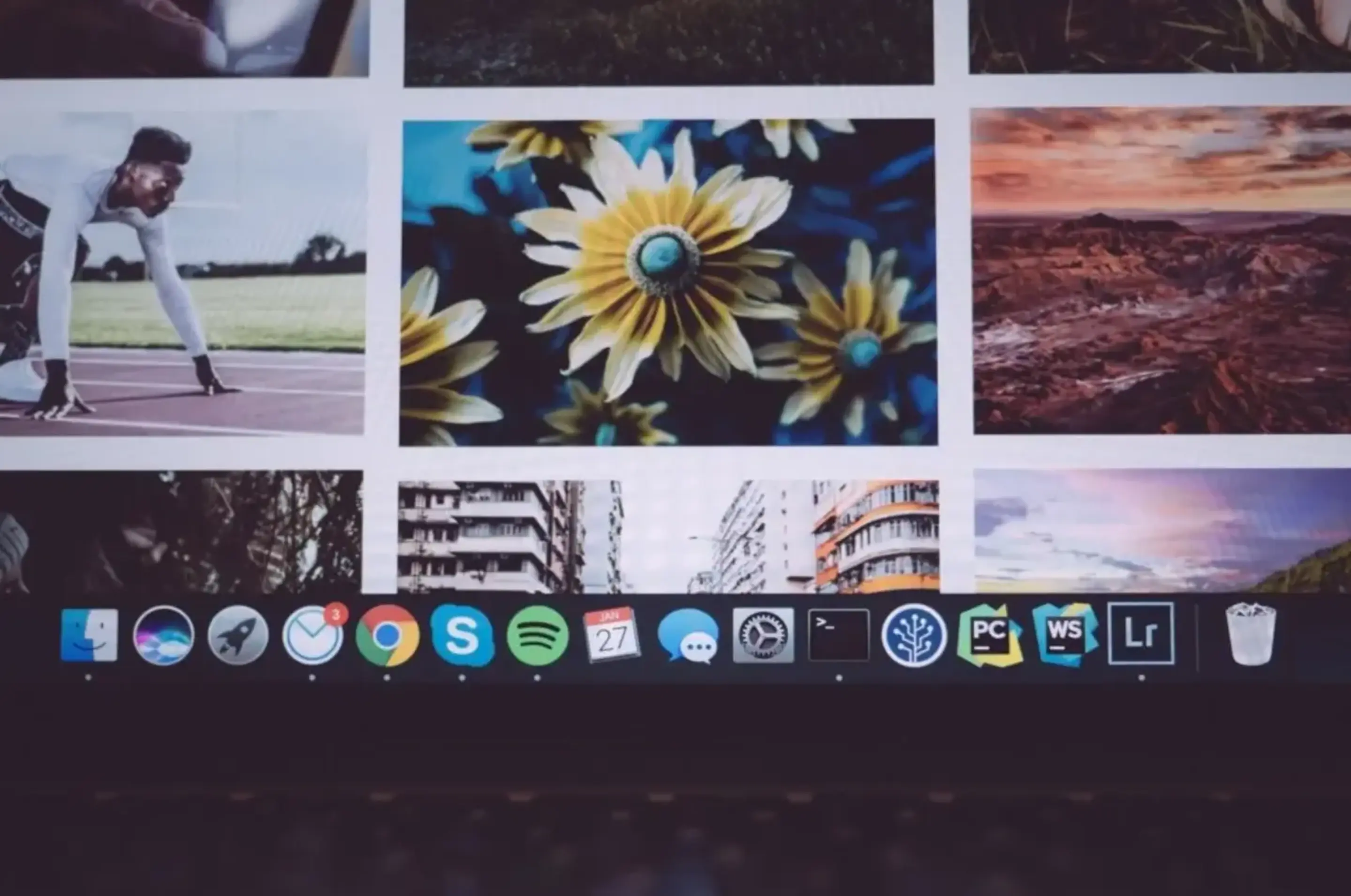Offener Laptopbildschirm